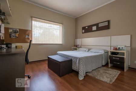 Casa à venda com 350m², 3 quartos e 3 vagasQuarto 2