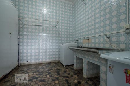 Casa à venda com 350m², 3 quartos e 3 vagasÁrea de Serviço