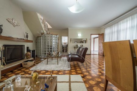 Sala de casa à venda com 3 quartos, 350m² em Jardim Prudência, São Paulo