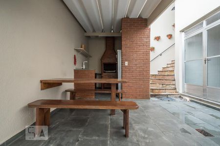 Casa à venda com 350m², 3 quartos e 3 vagasQuintal