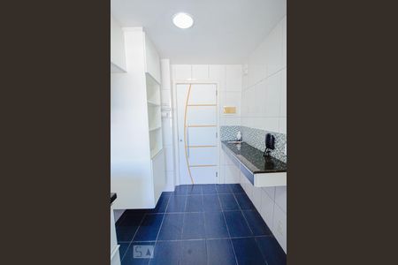 Apartamento para alugar com 120m², 2 quartos e 2 vagasCozinha