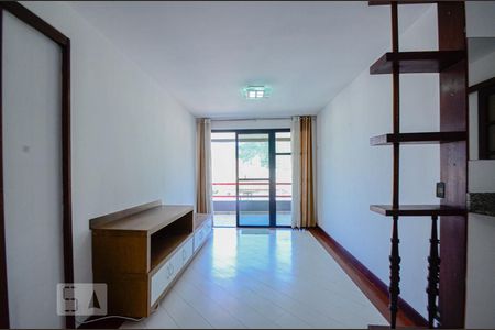 Sala de apartamento para alugar com 2 quartos, 120m² em Vila Isabel, Rio de Janeiro