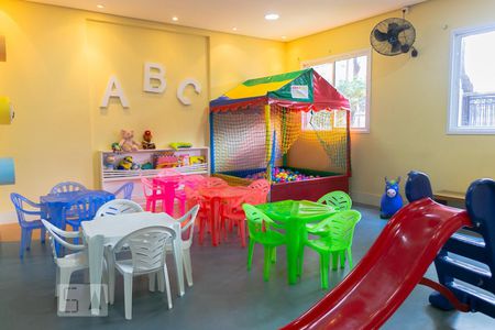 Apartamento à venda com 33m², 1 quarto e sem vagaÁrea comum - Brinquedoteca