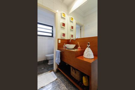 Lavabo  de casa à venda com 3 quartos, 265m² em Vila Regente Feijó, São Paulo