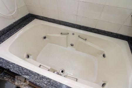 Banheiro suite de casa à venda com 3 quartos, 265m² em Vila Regente Feijó, São Paulo