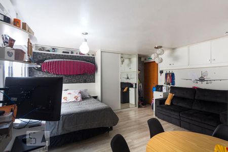 Sala e quarto de apartamento para alugar com 1 quarto, 35m² em Jabaquara, São Paulo