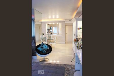Apartamento à venda com 98m², 2 quartos e 2 vagasSala