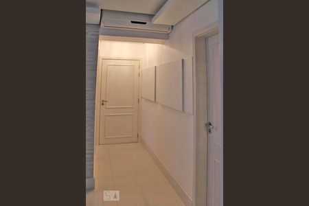 Apartamento à venda com 98m², 2 quartos e 2 vagasEntrada