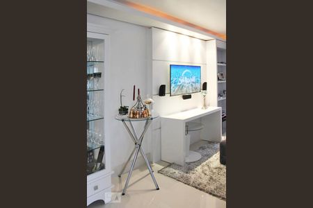 Apartamento à venda com 98m², 2 quartos e 2 vagasSala