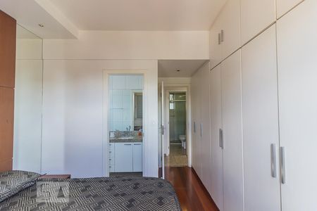 Suíte de apartamento à venda com 2 quartos, 83m² em Cidade Jardim, Belo Horizonte