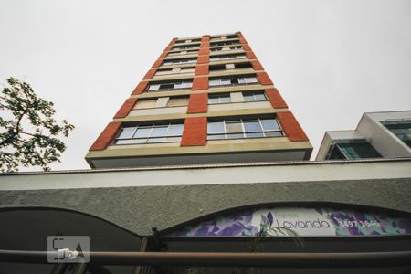 Apartamento à venda com 78m², 2 quartos e 1 vaga Apartamento à venda com 78m², 2 quartos e 1 vagaFachada