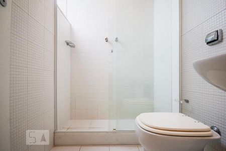 Apartamento à venda com 78m², 2 quartos e 1 vaga Apartamento à venda com 78m², 2 quartos e 1 vagaBanheiro da Suíte 2