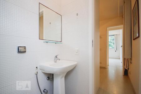 Apartamento à venda com 78m², 2 quartos e 1 vaga Apartamento à venda com 78m², 2 quartos e 1 vagaBanheiro da Suíte 2