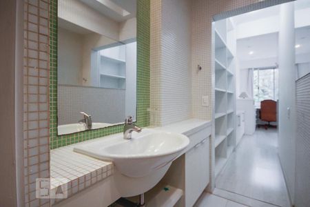 Apartamento à venda com 78m², 2 quartos e 1 vaga Apartamento à venda com 78m², 2 quartos e 1 vagaBanheiro da Suíte