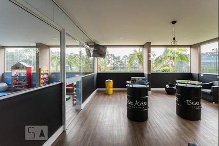 Apartamento à venda com 60m², 3 quartos e 1 vaga Apartamento à venda com 60m², 3 quartos e 1 vagaSalão Teen