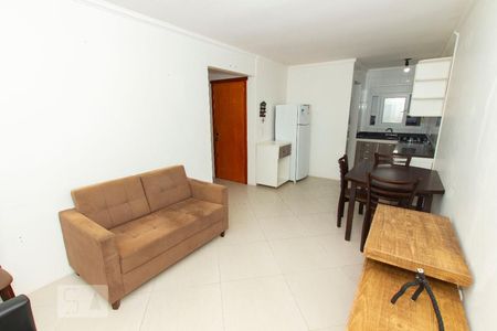 Sala de apartamento para alugar com 2 quartos, 72m² em Vila Ipiranga, Porto Alegre