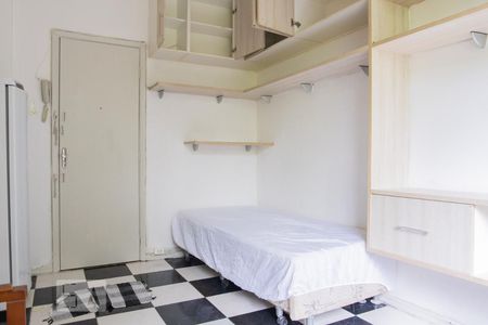 Sala/Quarto de kitnet/studio para alugar com 1 quarto, 25m² em Catete, Rio de Janeiro