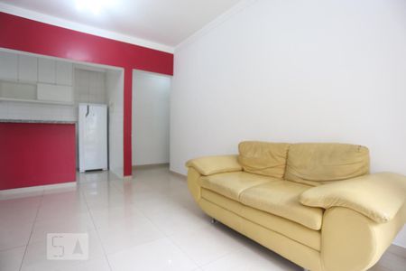 Apartamento para alugar com 74m², 3 quartos e 1 vagaSala