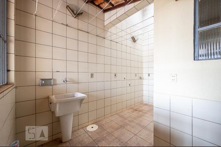 Área de Serviço de casa à venda com 3 quartos, 140m² em Guará Ii, Brasília