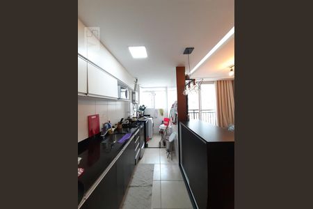 Apartamento à venda com 55m², 2 quartos e 1 vagaCozinha e Área de Serviço