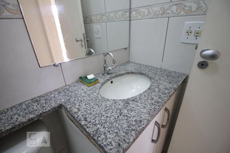 Pia de apartamento para alugar com 2 quartos, 52m² em Paraisópolis, São Paulo