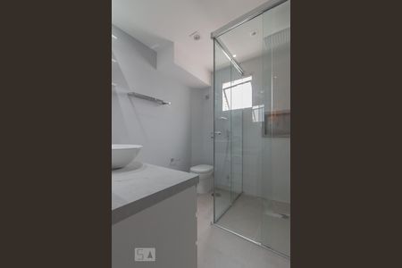 Banheiro de apartamento à venda com 1 quarto, 46m² em Vila Mariana, São Paulo