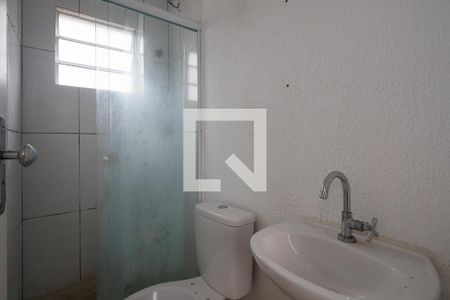 Banheiro de apartamento para alugar com 1 quarto, 35m² em Vila Gustavo, São Paulo
