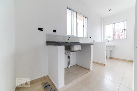 Cozinha de apartamento para alugar com 1 quarto, 35m² em Vila Gustavo, São Paulo