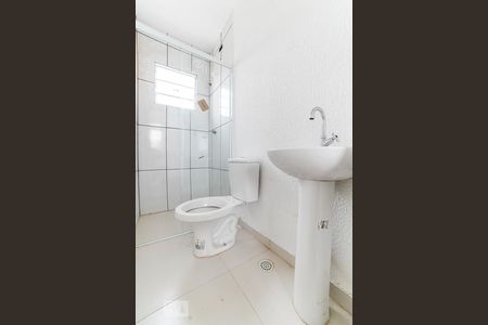 Banheiro de apartamento para alugar com 1 quarto, 35m² em Vila Gustavo, São Paulo