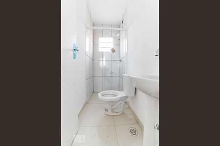 Banheiro de apartamento para alugar com 1 quarto, 35m² em Vila Gustavo, São Paulo
