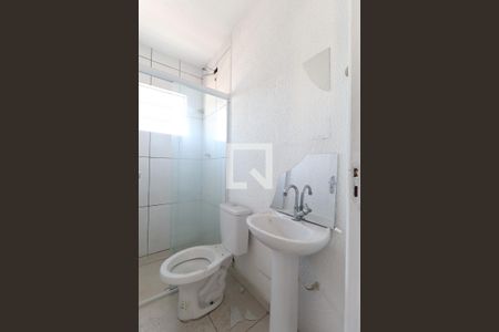 Banheiro de apartamento para alugar com 1 quarto, 35m² em Vila Gustavo, São Paulo