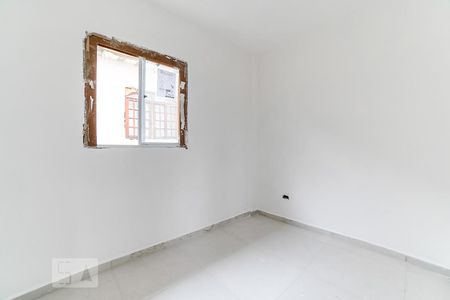 Quarto 2 de apartamento para alugar com 2 quartos, 40m² em Vila Gustavo, São Paulo