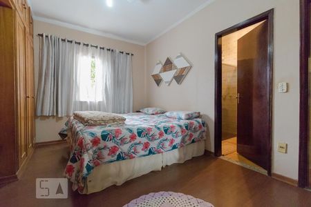 Casa para alugar com 120m², 4 quartos e 8 vagas Casa para alugar com 120m², 4 quartos e 8 vagasSuíte