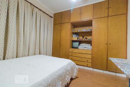 Casa para alugar com 120m², 4 quartos e 8 vagas Casa para alugar com 120m², 4 quartos e 8 vagasQuarto 02