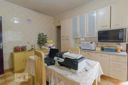 Casa para alugar com 120m², 4 quartos e 8 vagas Casa para alugar com 120m², 4 quartos e 8 vagasCozinha 01