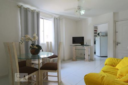 Sala de apartamento à venda com 2 quartos, 50m² em Vargem Pequena, Rio de Janeiro