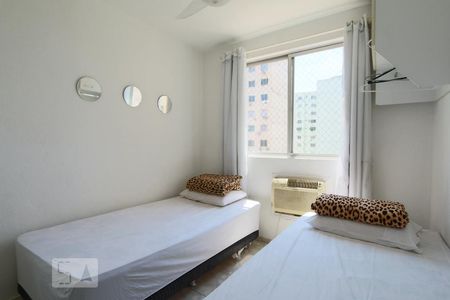 Quarto 1  de apartamento à venda com 2 quartos, 50m² em Vargem Pequena, Rio de Janeiro