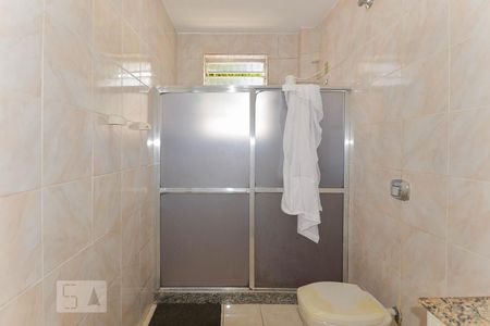Apartamento para alugar com 70m², 2 quartos e 1 vaga Apartamento para alugar com 70m², 2 quartos e 1 vagaBanheiro
