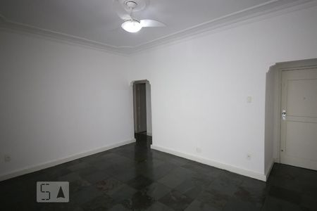 Apartamento para alugar com 118m², 3 quartos e sem vagaSala