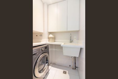 Apartamento à venda com 100m², 3 quartos e 2 vagasÁrea de Serviço