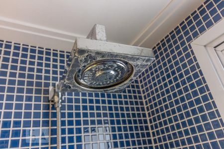 Apartamento à venda com 100m², 3 quartos e 2 vagasChuveiro