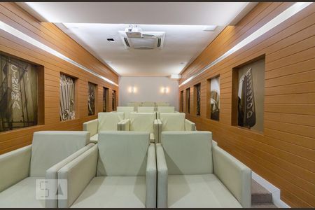 Apartamento à venda com 100m², 3 quartos e 2 vagasCinema