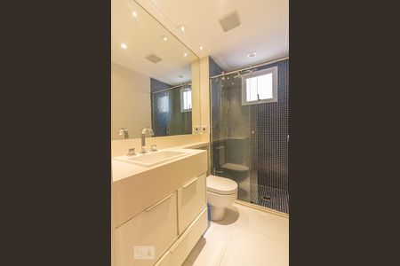 Apartamento à venda com 100m², 3 quartos e 2 vagasBanheiro