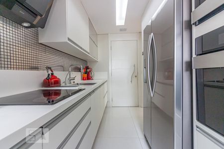 Apartamento à venda com 100m², 3 quartos e 2 vagasCozinha