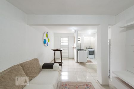 Sala de casa para alugar com 1 quarto, 40m² em Jardim Atlântico, Florianópolis