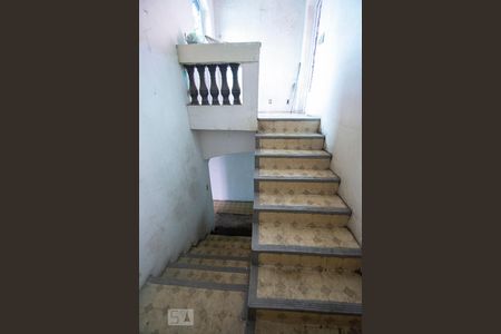 Casa à venda com 830m², 2 quartos e 2 vagas