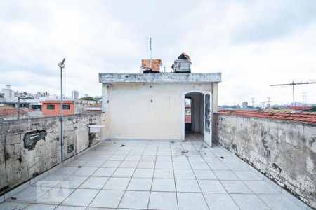 Casa à venda com 830m², 2 quartos e 2 vagas Casa à venda com 830m², 2 quartos e 2 vagasVaranda Fundos