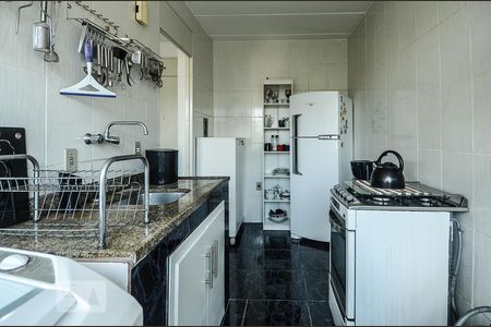 Apartamento à venda com 43m², 1 quarto e 1 vaga Apartamento à venda com 43m², 1 quarto e 1 vagaCozinha