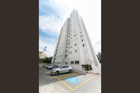 Apartamento à venda com 47m², 2 quartos e 1 vaga Apartamento à venda com 47m², 2 quartos e 1 vagaFachada
