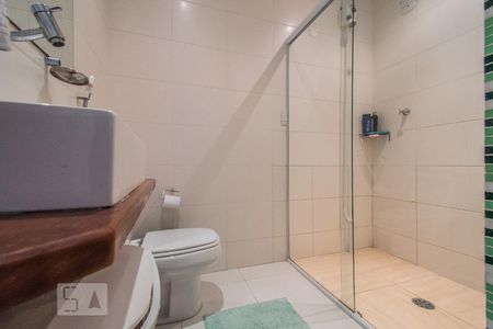 Banheiro da Suíte 1 de apartamento para alugar com 2 quartos, 91m² em Aclimação, São Paulo